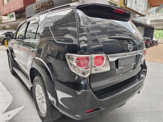 2013 Toyota FORTUNER 2.7V (P) A/T - Accident-Free - 4