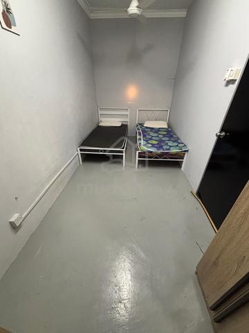Sharing Room at Sunway Subang Jaya Petaling Jaya 1