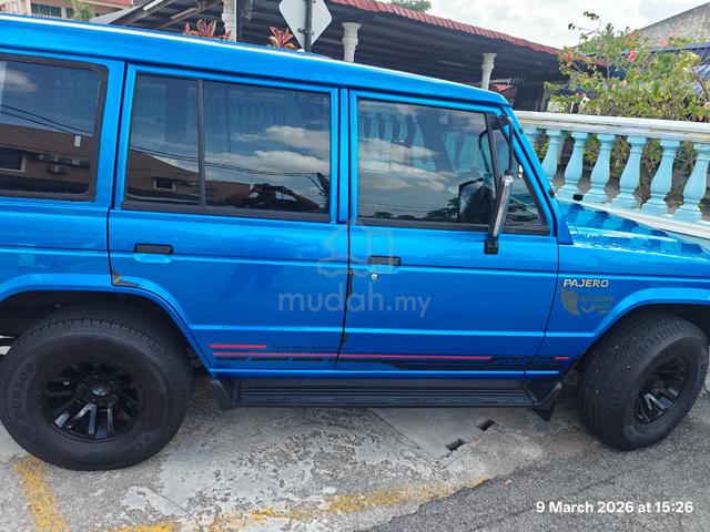 1995 Mitsubishi PAJERO 2.4 (M) - 5
