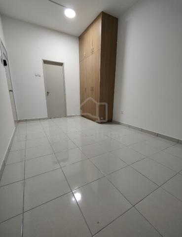 Residensi Adelia 5