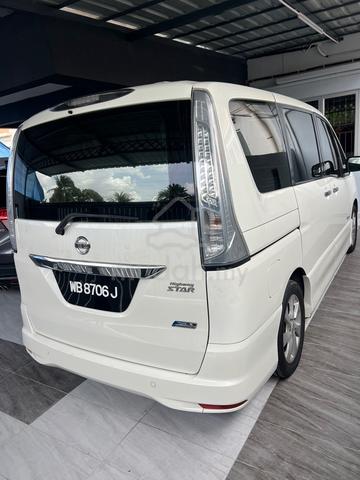 2013 Nissan SERENA 2.0 S-HYBRID HIGHWAY STAR - 1