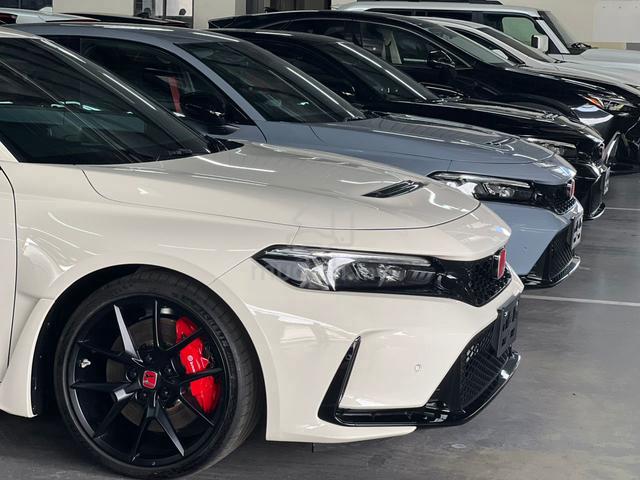 2025 Honda CIVIC 2.0(M)TYPE R FL5 NEW CAR 00.56 km - 2