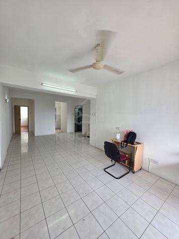 Sri Raya Apartments 1