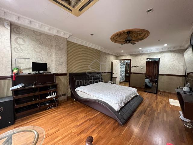 LANDED 3 Storey House Cheras Taman Wangsa Fully Furnished 4