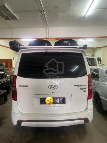 2011 Hyundai GRAND STAREX 2.5 CRDi VGT (A) - 2