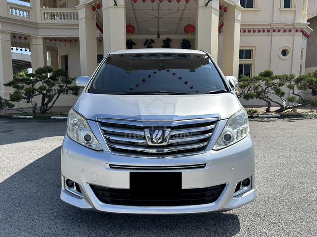 2012 Toyota ALPHARD 2.4 New paint well maintain! - 2