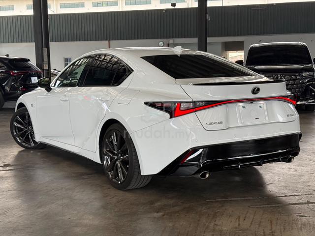 2022 Lexus IS300 2.0 F-SPORT MODE BLACK/NEGO TIL L - 2
