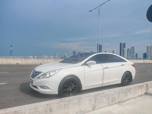 2010 Hyundai SONATA 2.0 THETA II HIGH SPEC YF (A) - 1