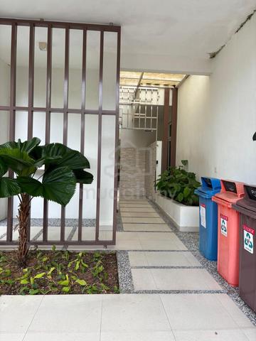 Ferringhi Residence 1