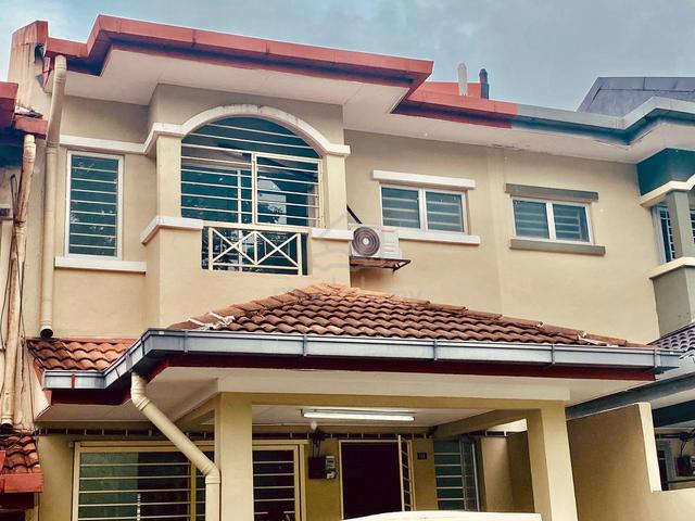 Double Storey Terrace Bandar Putra Permai, Seri Kembangan. Selangor 1