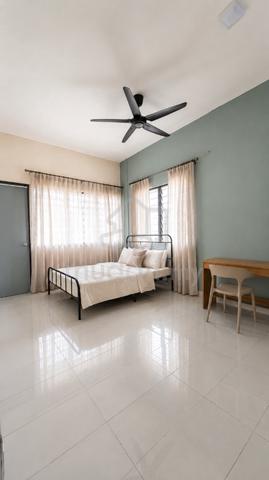 Bangsar Jalan Tenggiri Room For Rent, Near Mid Valley, LRT Access 1