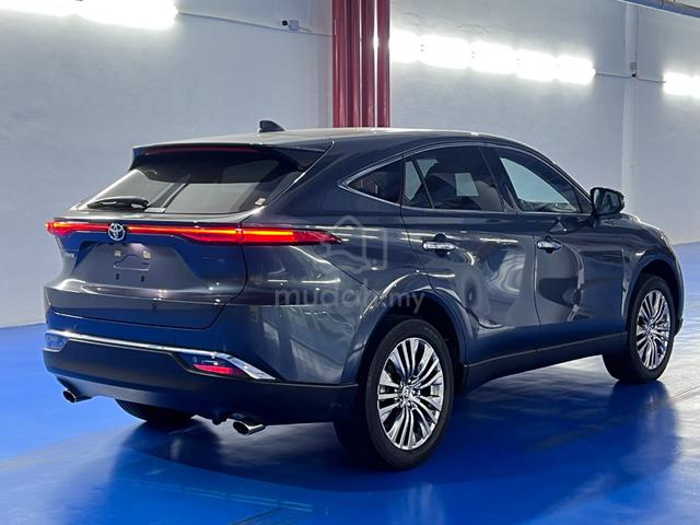 2023 Toyota HARRIER 2.0 Z Full Spec Grey Colour - 3