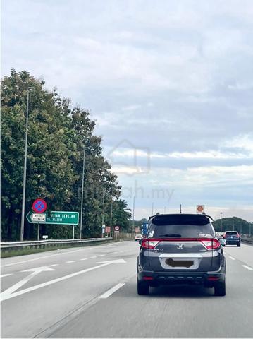 2017 Honda BR-V 1.5 E (A) - 3