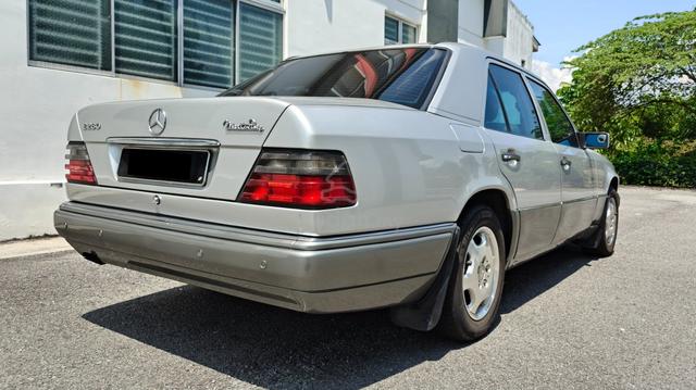 1995 Mercedes Benz W124 (A) E280 Masterpiece - 2