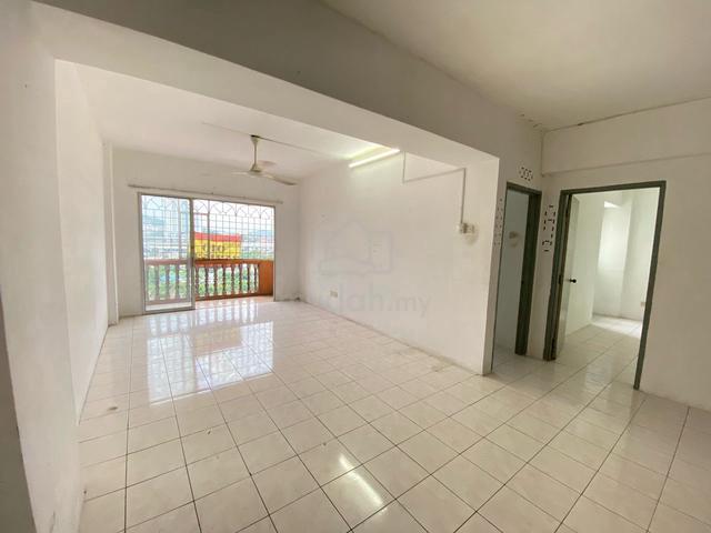 Sri Raya Apartments 1