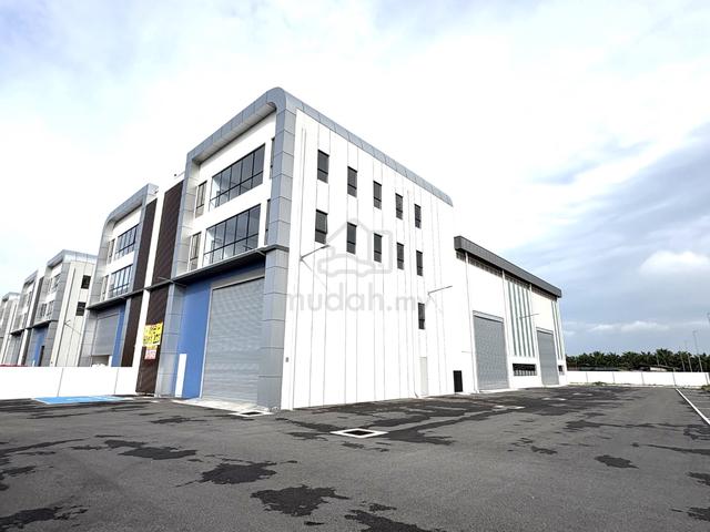 Corner Lot, Semi-D, 3- Storey Factory, Telok Panglima Garang (102x215) 1