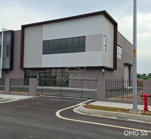 Taman Perindustrian Air Hitam KLANG Brand NEW Semi D Factory For Rent 1
