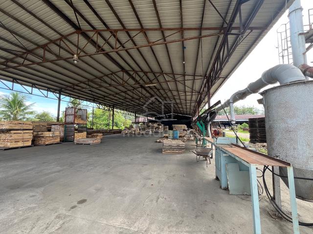 Lunas Warehouse l Near Sungai Seluang l 400amp 1
