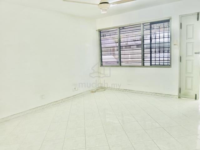 Desa Green Apartment (Jelutong) 1