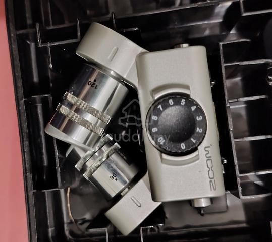 Zoom H6 Audio Recorder (Complete Set with Box) - photo 4 of 6