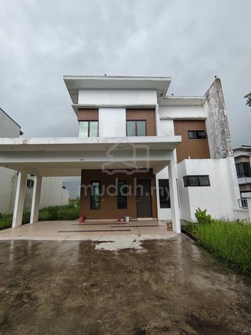 Kelapa Sawit kulai Eroca hills  ear sedenak data centre 1