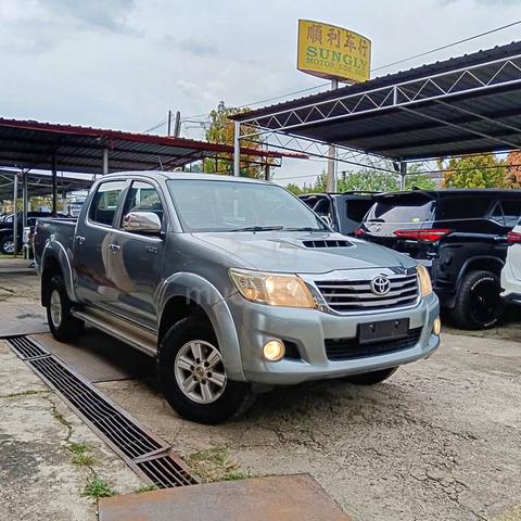 2012 Toyota HILUX 2.5 G VNT FACELIFT (M) - 3