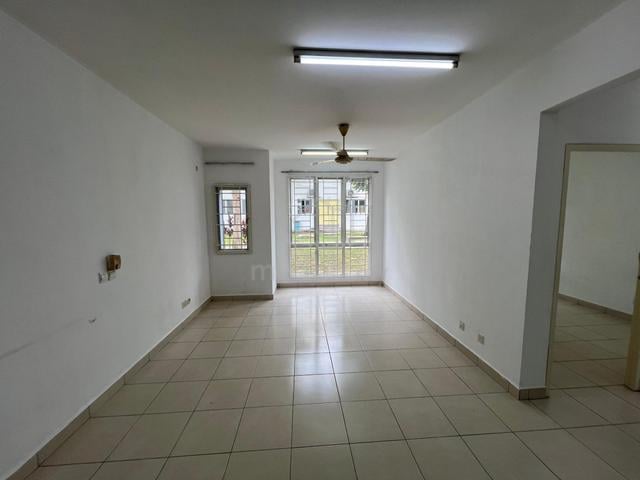Seri Baiduri Apartments @ Setia Alam 1