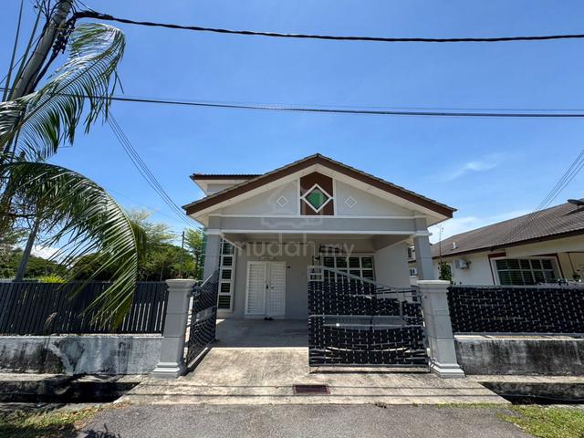 Single Storey Bungalow Tanjung Kling Klebang Besar 1