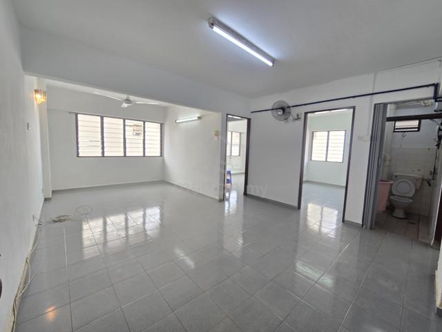Desa Green Apartment (Jelutong) 1