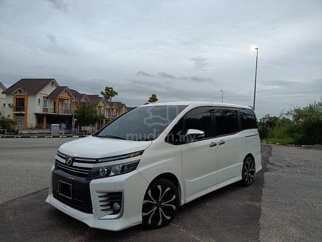 Toyota VOXY 2.0 ZS Registered 2020 direct owner - 1