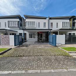TT2 double storey intermediate house for rent at Tabuan Tranquility 1