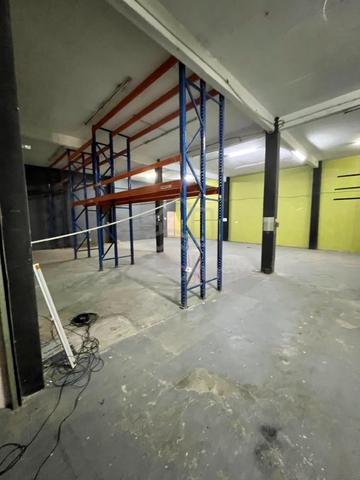1.5 Storey Semi-D Factory Warehouse Bandar Teknologi Kajang! 8000sf 1