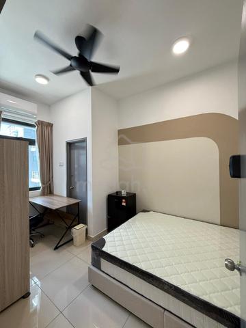 Middle Room @ D7 Lagoon Perdana 🏡 Bandar Sunway - Fully Furnished 1