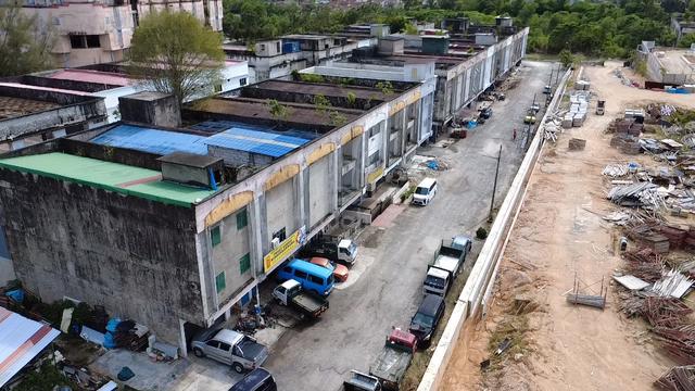 GOOD CONDITION !! NO BIRDNEST !! BANDAR PUTRA KULIM 3-storey Shoplot 1