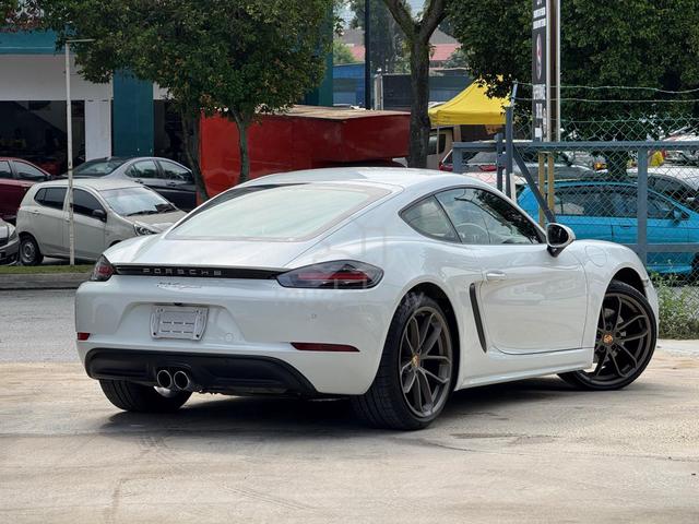2021 Porsche 718 2.0 CAYMAN - (A) - 5