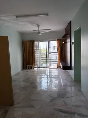 FOR SALE Akasia Apartment, Walk to Pusat Bandar Puchong LRT! Freehold 1