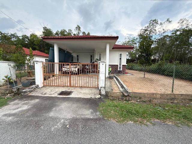 [4000 sqft - Paling Murah] 1-Storey Bungalow Mahkota Hill, Lenggeng 1