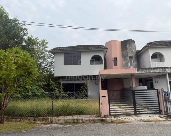 Super Good Location Haji Ahmad 2 Story Semi D House 1
