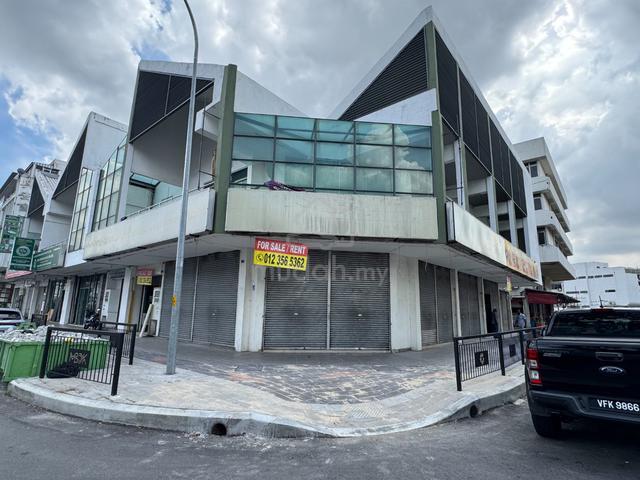 Klang Town Centre, CORNER Double Storey Big Shoplot 1