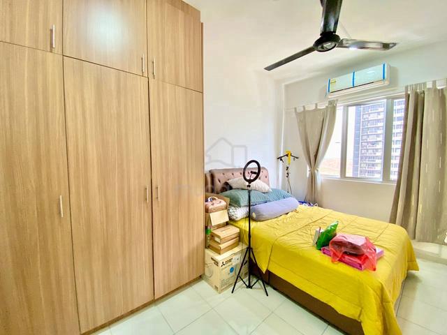 Residensi Adelia 4