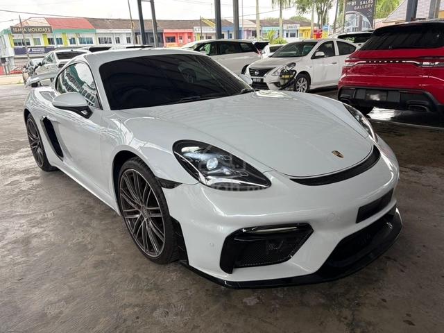 2017 Porsche CAYMAN 2.0 718 MY2017 (A) - 1