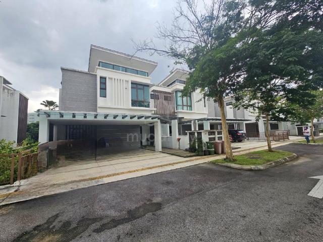 LAKE VIEW, POOL 2.5 Storey Fera Twinvilla at Presint 8, Putrajaya 1