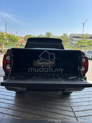 2023 Toyota HILUX 2.8 ROGUE (A) - 1
