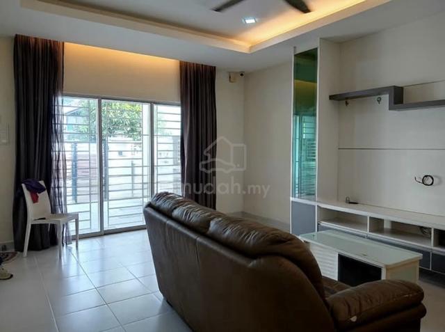 Extent 2 Storey House Gated Dato Demang walking to MRT 2 Stastion 1
