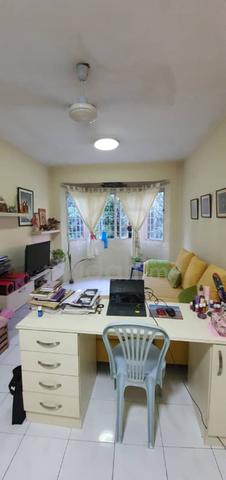 Impian Apartment 1