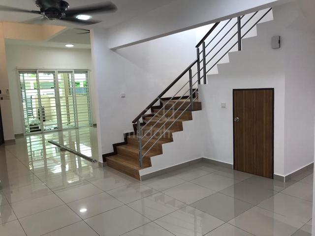 Penang Greenlane Leasehold 3-Storey Terraced House For Sale 1