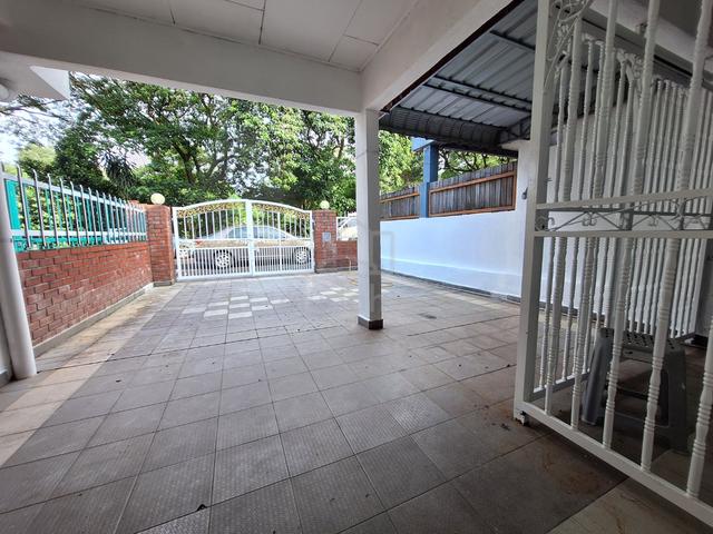 Bukit Serdang -✅ Not facing house ✅Extended Kitchen📍Near Serdang Raya 1
