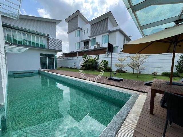 (GATED GUARDED) 2 storey Bungalow Seksyen 7 Shah Alam 1