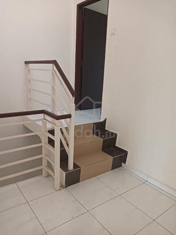 ( 👍👍👍 Must Rent 👍👍👍) Taman Naluri Indah Guard & Gated 4