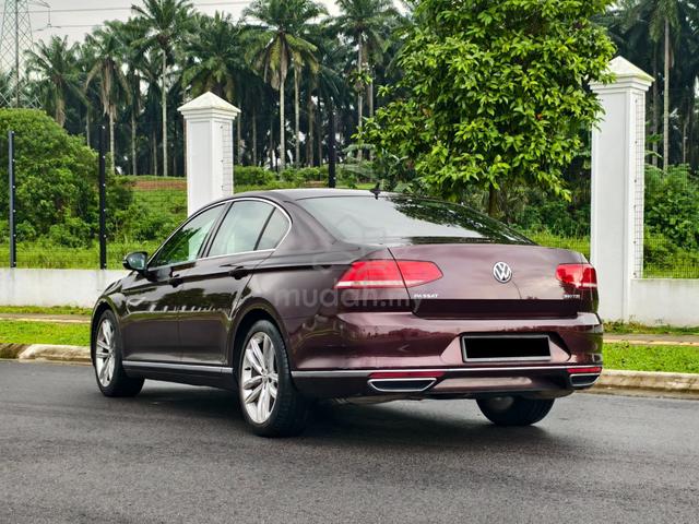 2018 Volkswagen PASSAT 2.0 TSI HIGHLINE P/Boot F/L - 4
